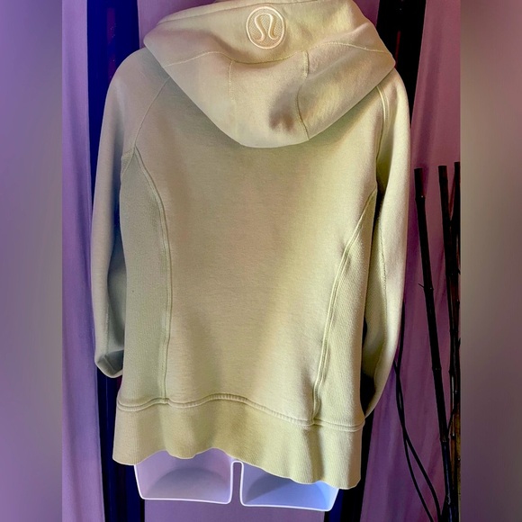 Lululemon lime green Scuba Hoodie. Hip length Front closure. Front side pockets - Picture 8 of 12